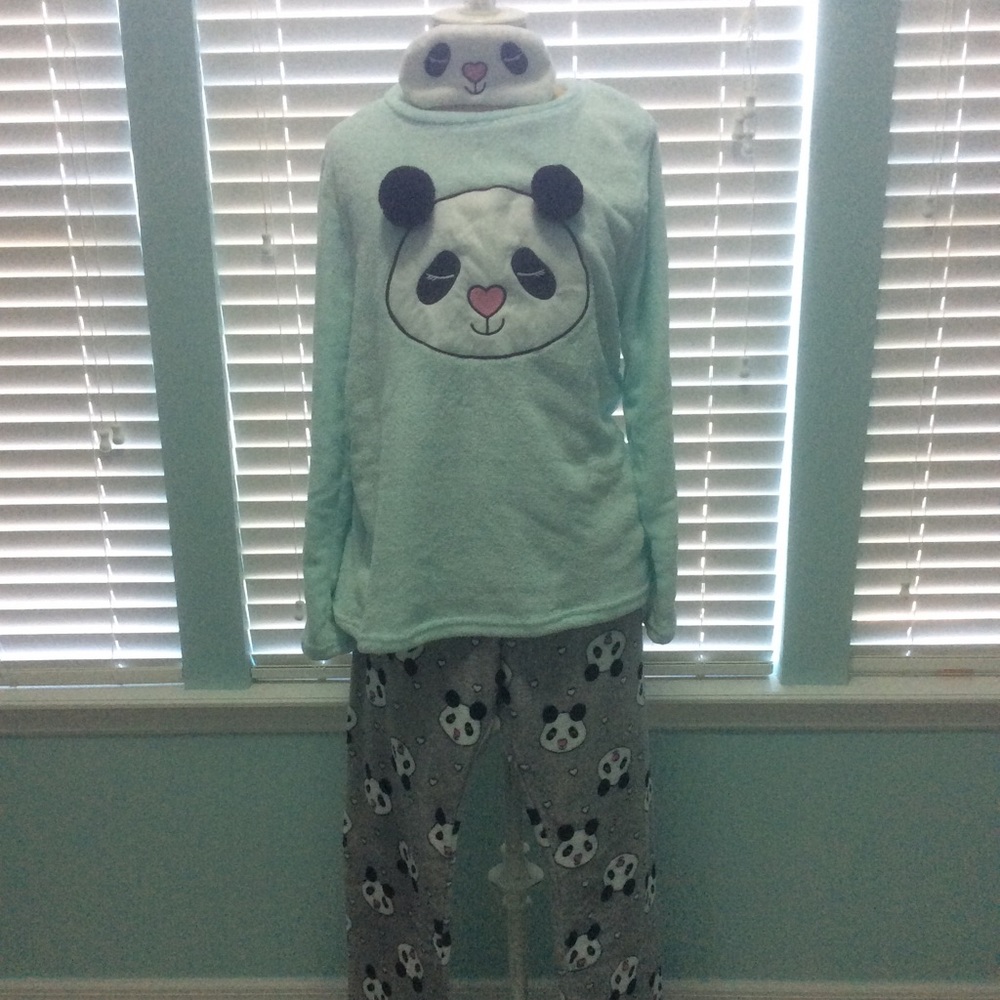 Fleece panda pajama set (3 piece) - NWOT
